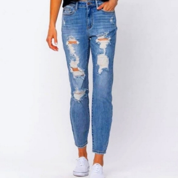 Judy Blue High Waist Destroyed Slim Boyfriend Jeans 5/27 - Picture 1 of 10